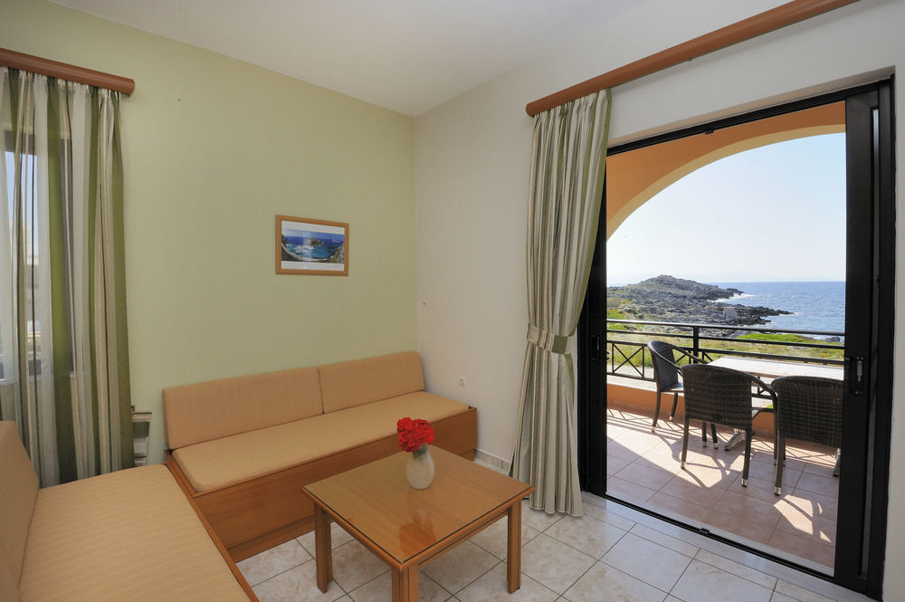 Nanakis Beach Apartments Ставрос Экстерьер фото